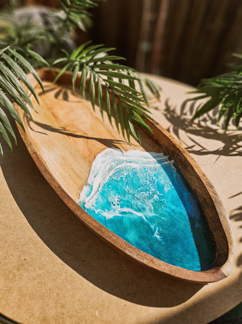 Taca drewniana Turquoise Surfboard III