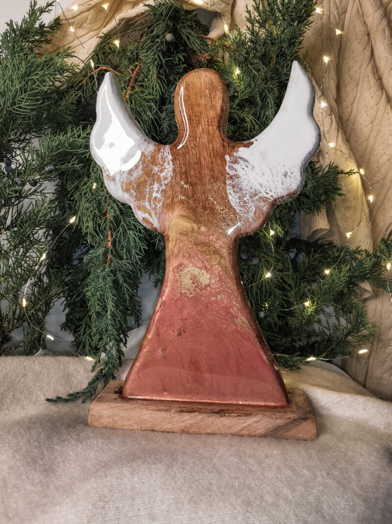 Drewniany Anioł